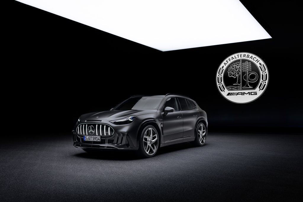 High-tech SUV with sports car DNA: The new Mercedes-AMG GT SUV