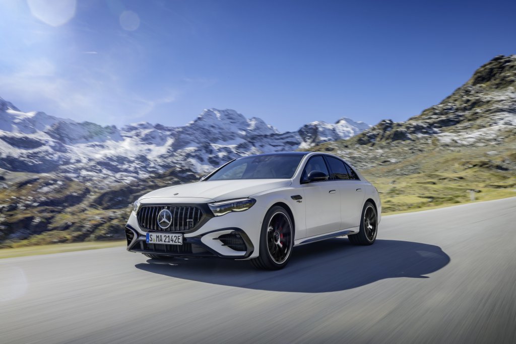 Mercedes-Benz USA Announces Pricing for the all-new Mercedes-AMG E 53 HYBRID